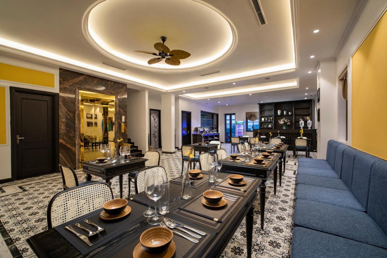 Ha Long Essence Hotel ภายนอก รูปภาพ